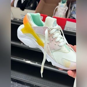 Brand new Nike Huarache Run GCEL. Both Girls size 3.5Y and 4Y